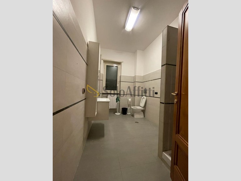 Quadrilocale in Affitto a Frosinone, 700€, 90 m², arredato