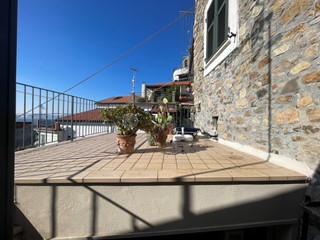 Casa Semi Indipendente in Vendita a Sarzana, 145'000&euro;, 97 m²