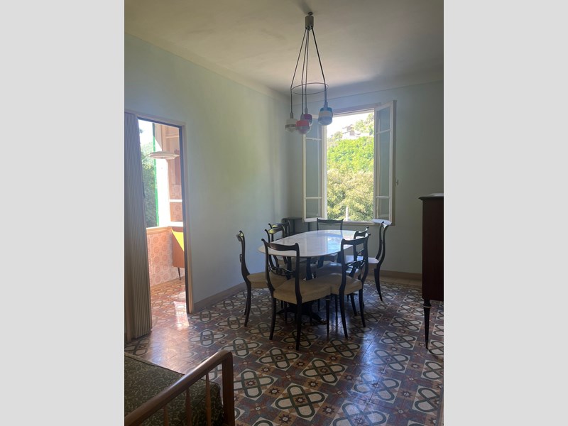 Trilocale in Vendita a Badalucco, zona Vignai, 39'000&euro;, 63 m²