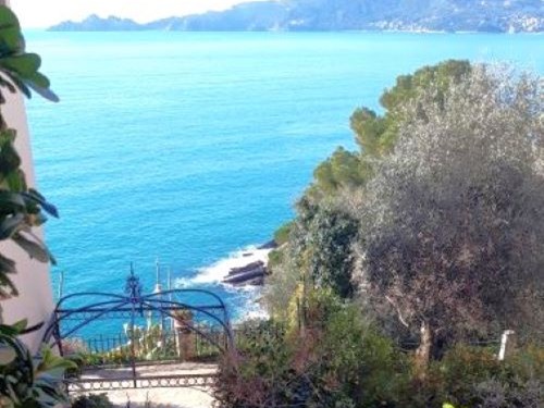 Appartamento in Vendita a Zoagli, zona CASTELLO SEM BENELLI, 390'000&euro;, 100 m², arredato