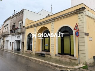 Negozio in Vendita a Galatone, 198'000&euro;, 150 m²