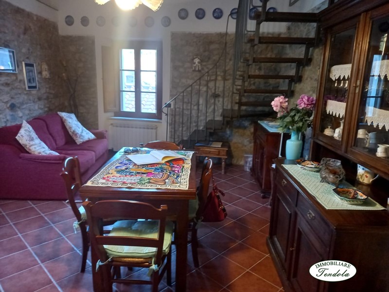 Bilocale in Vendita a Fosdinovo, 99'000€, 50 m²