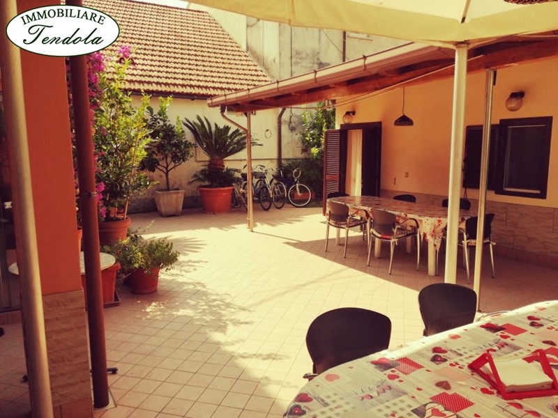 Casa Semi Indipendente in Vendita a Ameglia, 350'000&euro;, 135 m²