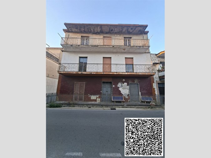 Appartamento in Vendita a Santa Maria a Vico, 118'000&euro;, 435 m²