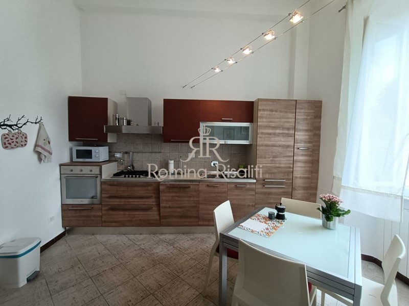 Trilocale in Affitto a Livorno, 700€, 62 m²