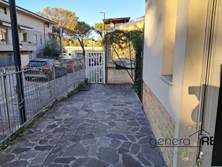 Quadrilocale in Vendita a Pescara, 145'000&euro;, 100 m²