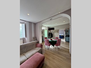 Quadrilocale in Vendita a Capannori, zona Gragnano, 219'000€, 110 m²