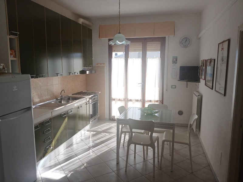 Trilocale in Vendita a Pisa, zona Marina di Pisa, 270'000€, 60 m², arredato