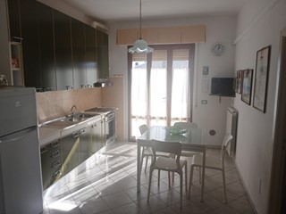 Trilocale in Vendita a Pisa, zona Marina di Pisa, 270'000€, 60 m², arredato
