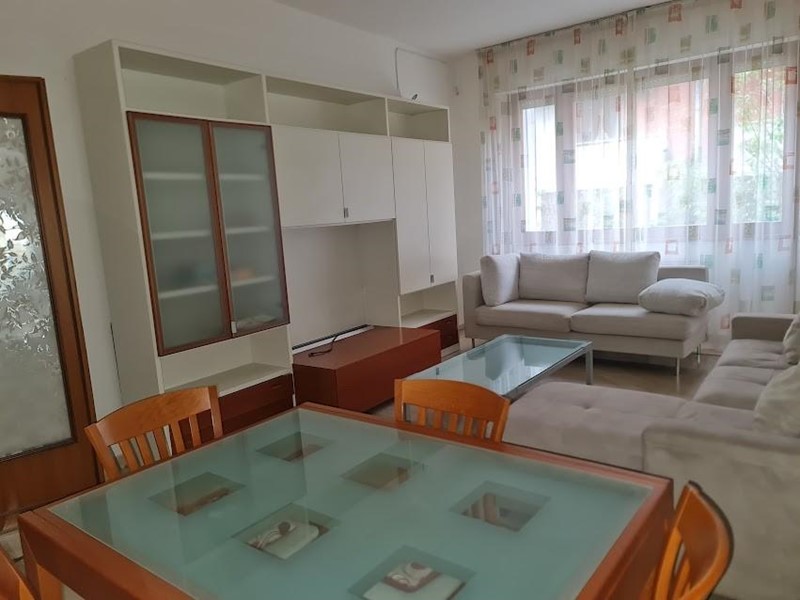 Quadrilocale in Vendita a Carrara, zona Avenza, 220'000&euro;, 100 m², arredato