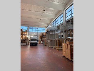 Capannone in Affitto a Casciana Terme Lari, zona Perignano, 6'500&euro;, 1550 m²