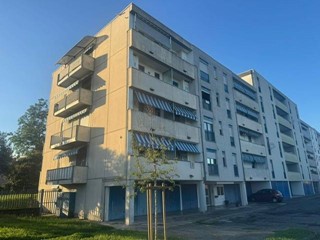 Trilocale in Vendita a Palazzolo sull'Oglio, 99'000&euro;, 82 m²