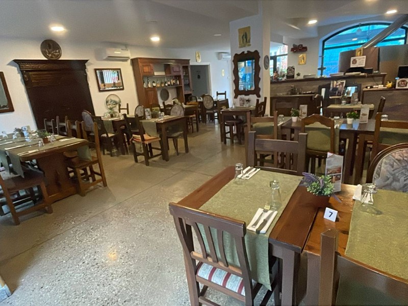 Attività commerciale in Vendita a Legnano, 70'000&euro;, 90 m²