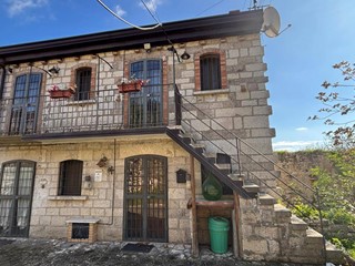 Casa Indipendente in Vendita a Sant'Arcangelo Trimonte, 30'000&euro;, 70 m²