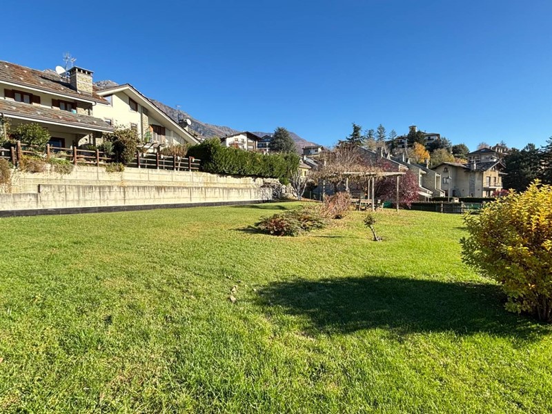 Villetta a schiera in Vendita a Aosta, 520'000&euro;, 186 m²