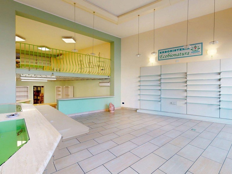 Immobile commerciale in Vendita a Quartu Sant'Elena, 209'000&euro;, 99 m²