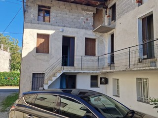 Casa Indipendente in Vendita a Povoletto, 65'000€, 90 m²