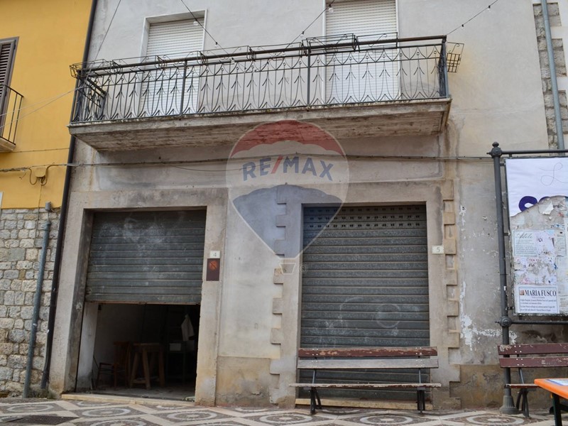 Appartamento in Vendita a Paupisi, 79'000&euro;, 248 m²