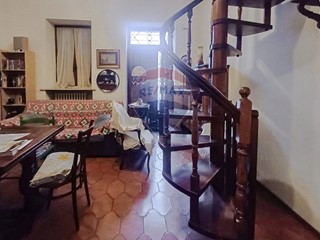 Casa Indipendente in Vendita a Rosasco, 20'000&euro;, 72 m²