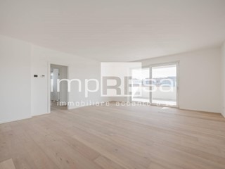 Quadrilocale in Vendita a Venezia, 375'000€, 125 m²