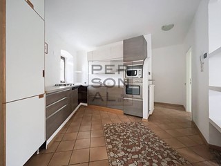 Casa Semi Indipendente in Vendita a Pergine Valsugana, 440'000€, 220 m²