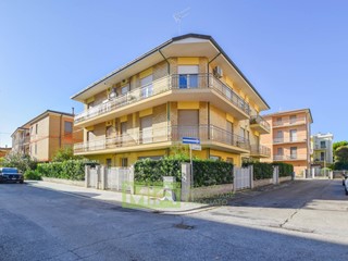 Appartamento in Vendita a Porto San Giorgio, 250'000€, 90 m²