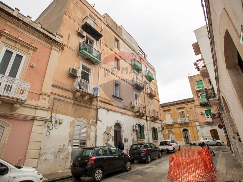 Trilocale in Vendita a Siracusa, 85'000€, 75 m²