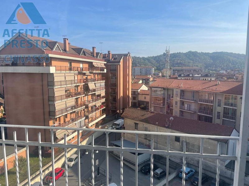 Bilocale in Vendita a Chivasso, 65'000&euro;, 58 m²