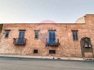 Rustico in Vendita a Palermo, 215'000€, 300 m²