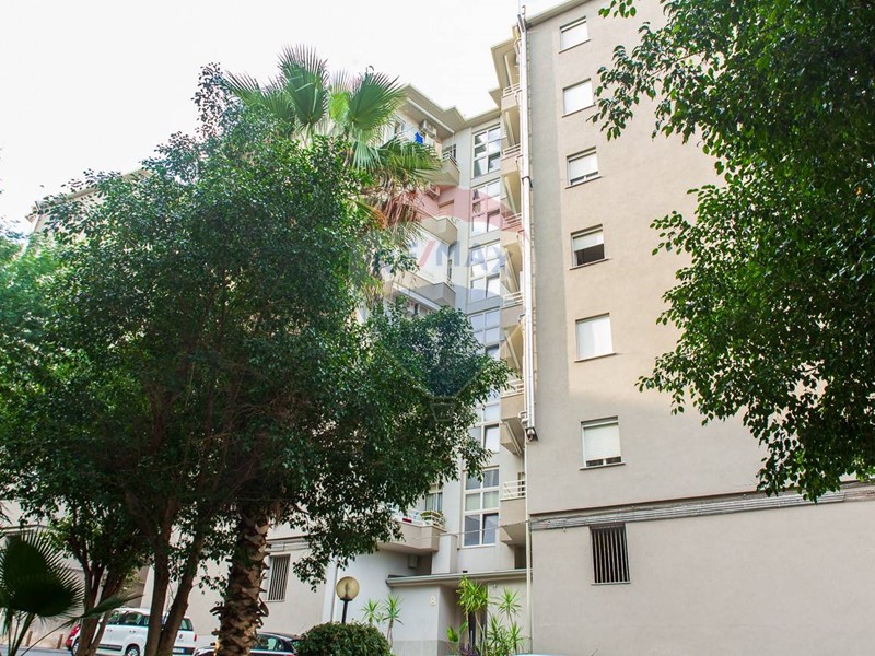 Quadrilocale in Vendita a Catania, 160'000€, 115 m²