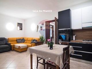 Appartamento in Vendita a Follonica, 199'000&euro;, 79 m²