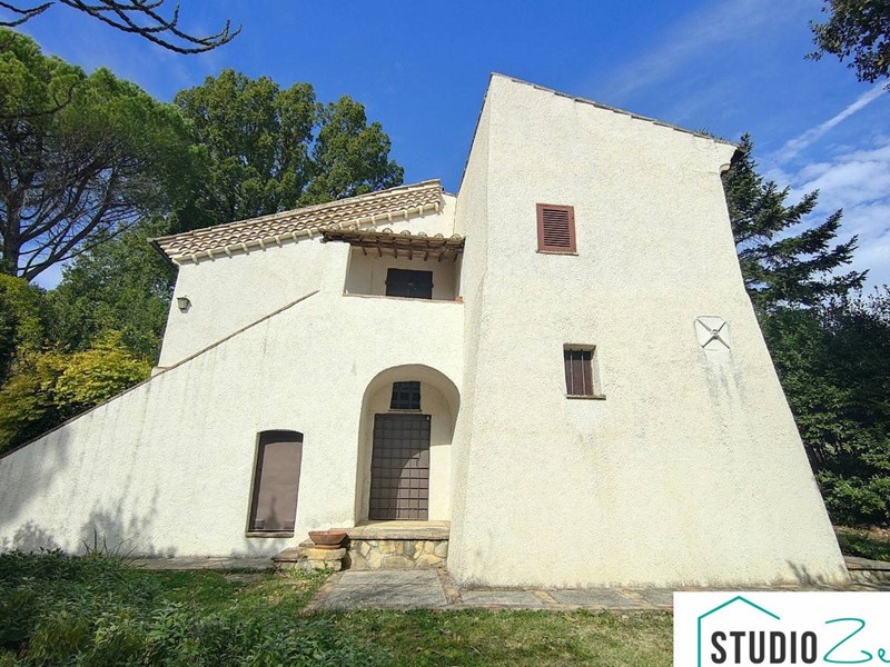 Rustico in Vendita a Amelia, 230'000&euro;, 140 m²