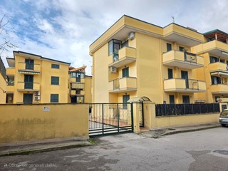Trilocale in Vendita a Sant'Arpino, 165'000&euro;, 75 m²