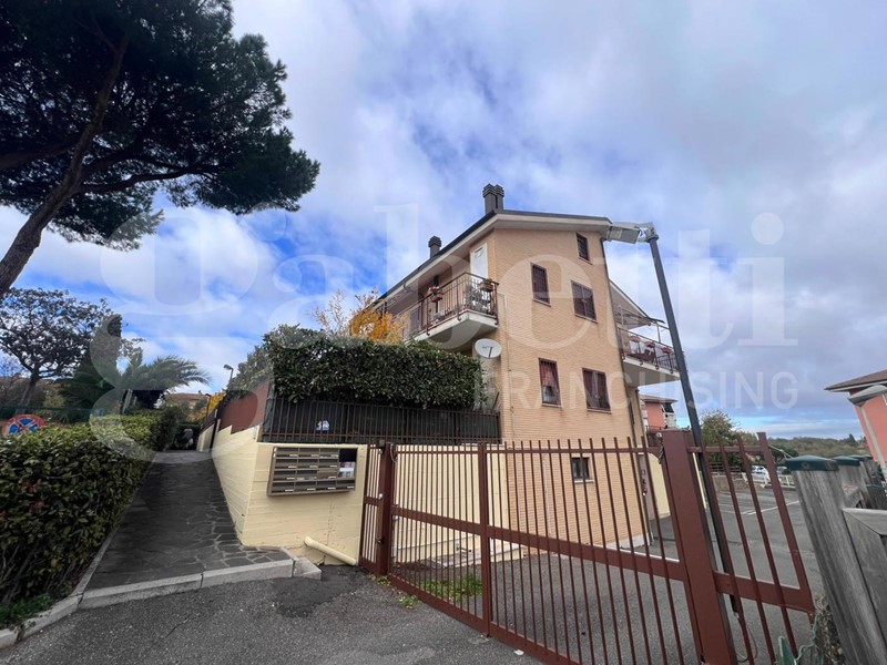Bilocale in Vendita a Roma, 195'000€, 65 m²