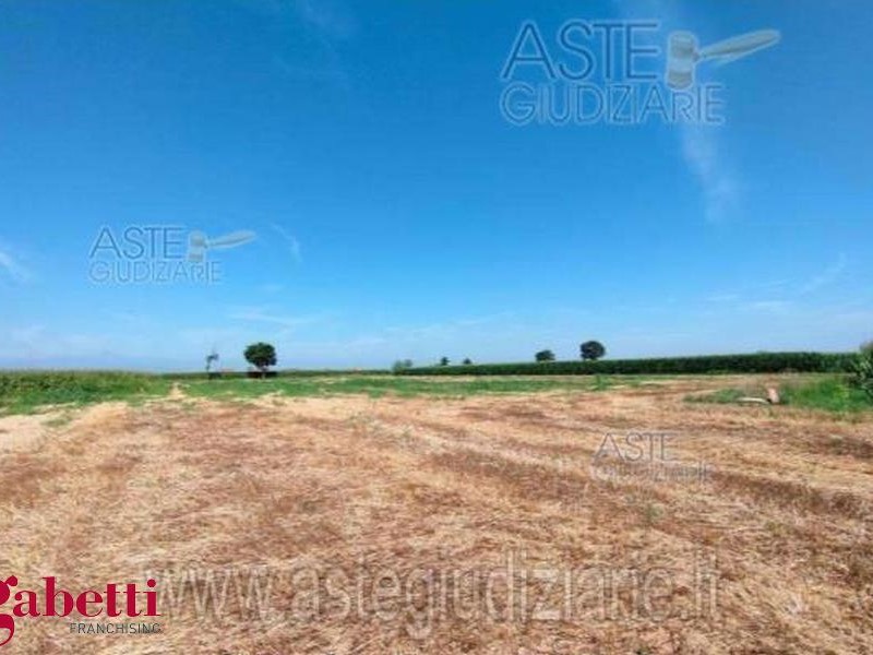 Terreno agricolo in Vendita a Sant'Albano Stura, 110'100€, 13985 m²