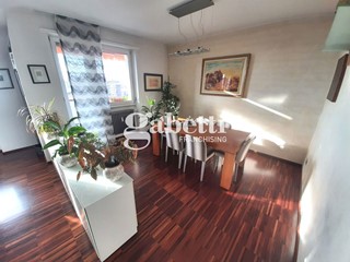 Appartamento in Vendita a Torino, 639'000€, 290 m²