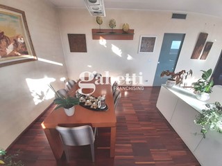 Appartamento in Vendita a Torino, 639'000€, 290 m²