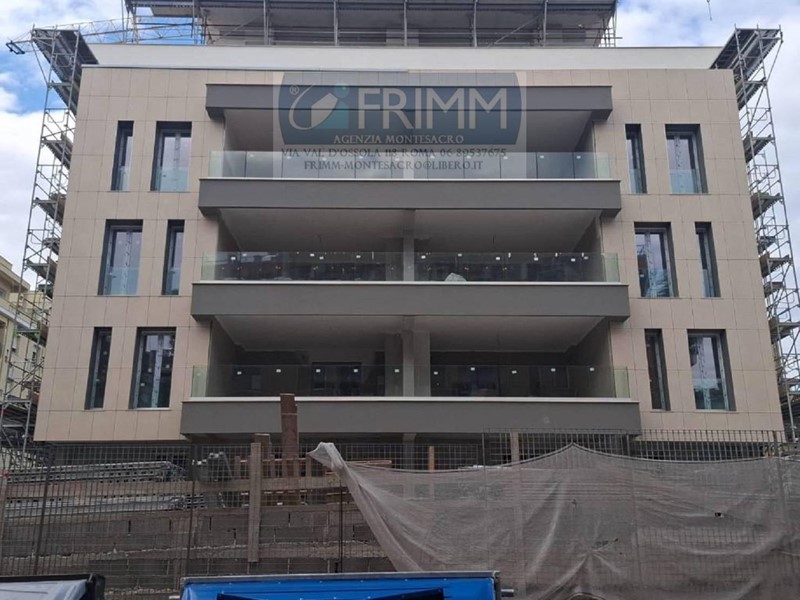 Trilocale in Vendita a Roma, 490'000€, 90 m²