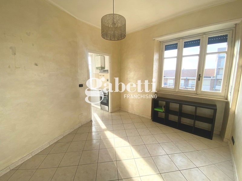 Trilocale in Vendita a Torino, 143'000€, 75 m²