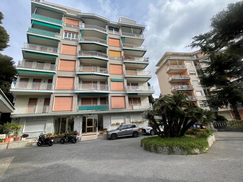 Quadrilocale in Vendita a Sanremo, 220'000&euro;, 70 m²