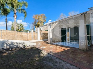 Villetta a schiera in Vendita a Bacoli, 328'000&euro;, 90 m²