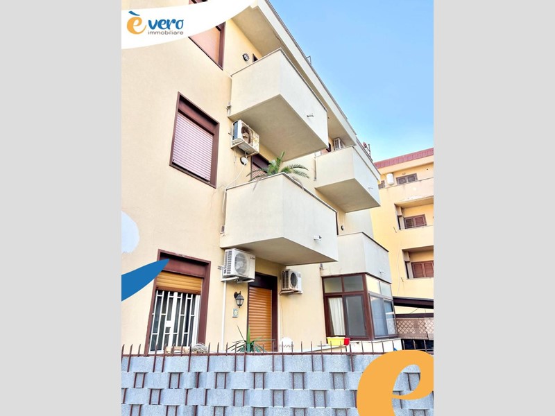 Quadrilocale in Vendita a Palermo, 129'000€, 110 m²