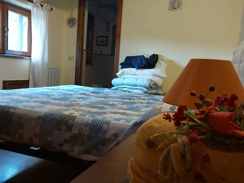 Villa in Vendita a Trevi nel Lazio, 300'000€, 250 m²