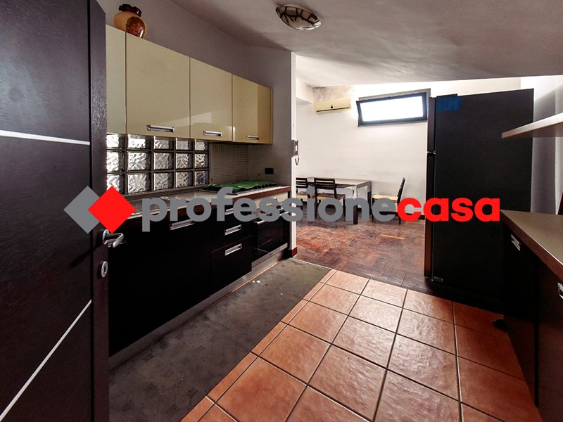 Trilocale in Vendita a San Nicola la Strada, 90'000&euro;, 80 m²