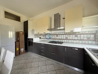 Trilocale in Affitto a Catanzaro, zona CZ Lido Giovino, 600€, 105 m², arredato