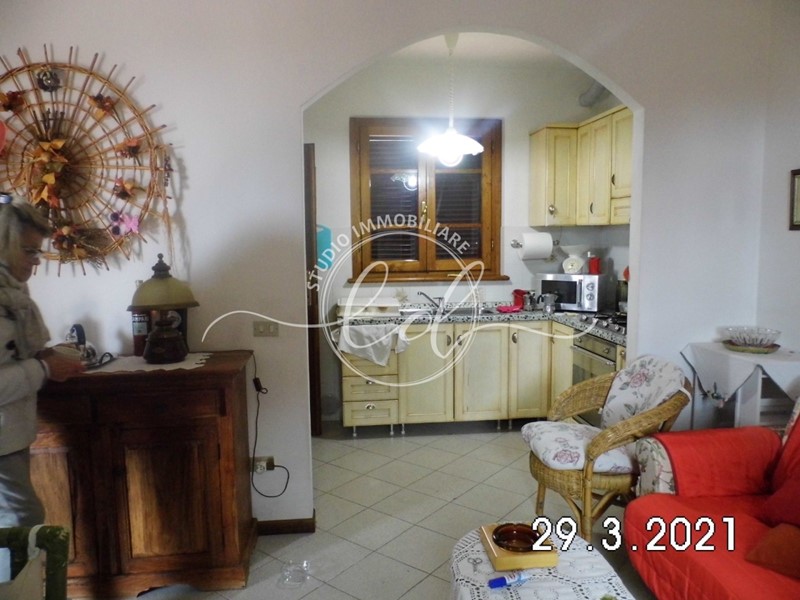 Casa Indipendente in Vendita a Massarosa, zona Gualdo, 220'000&euro;, 100 m²