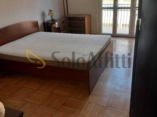 Quadrilocale in Affitto a Torino, zona Santa Rita, 750€, 80 m², arredato