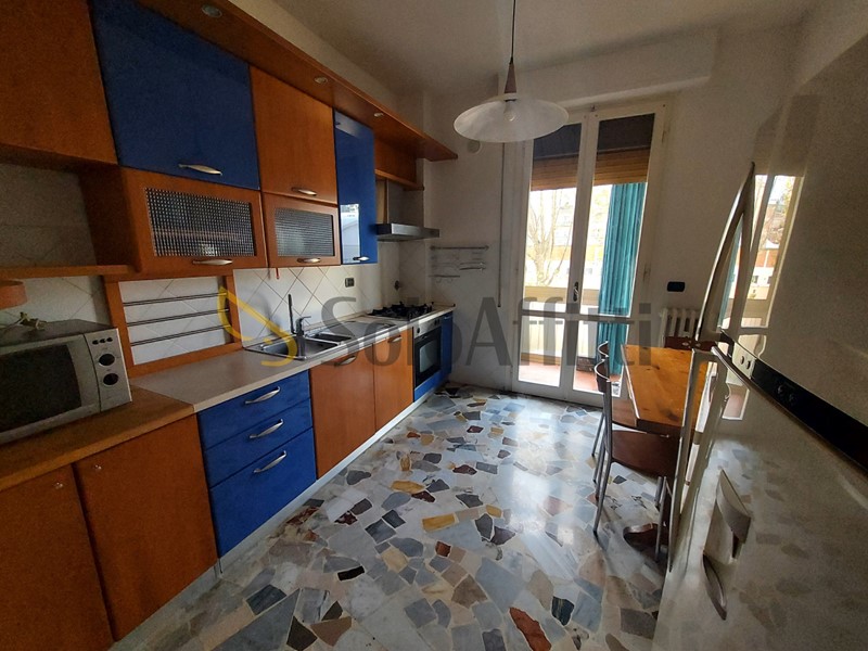 Stanza in Affitto a Sesto Fiorentino, zona Quinto Basso, 550&euro;, 20 m², arredato