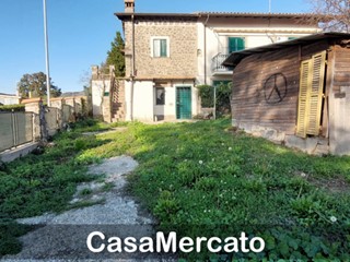 Casa Indipendente in Affitto a Rocca di Papa, 600€, 100 m²
