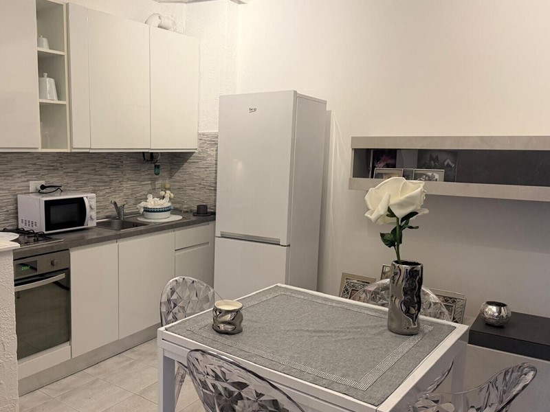 Quadrilocale in Vendita a Luni, zona Luni Mare, 180'000€, 80 m², arredato